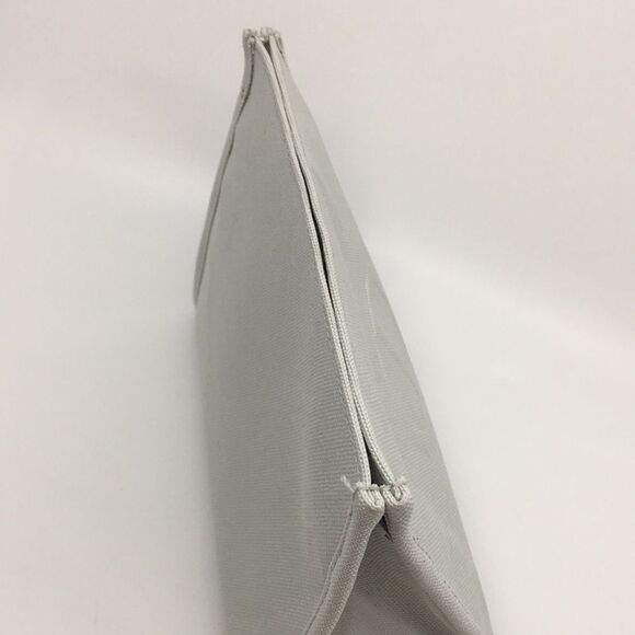 Christian Dior Beauty | Dior | Trousse Cosmetic Pouch Light Gray - Picture 6 of 16